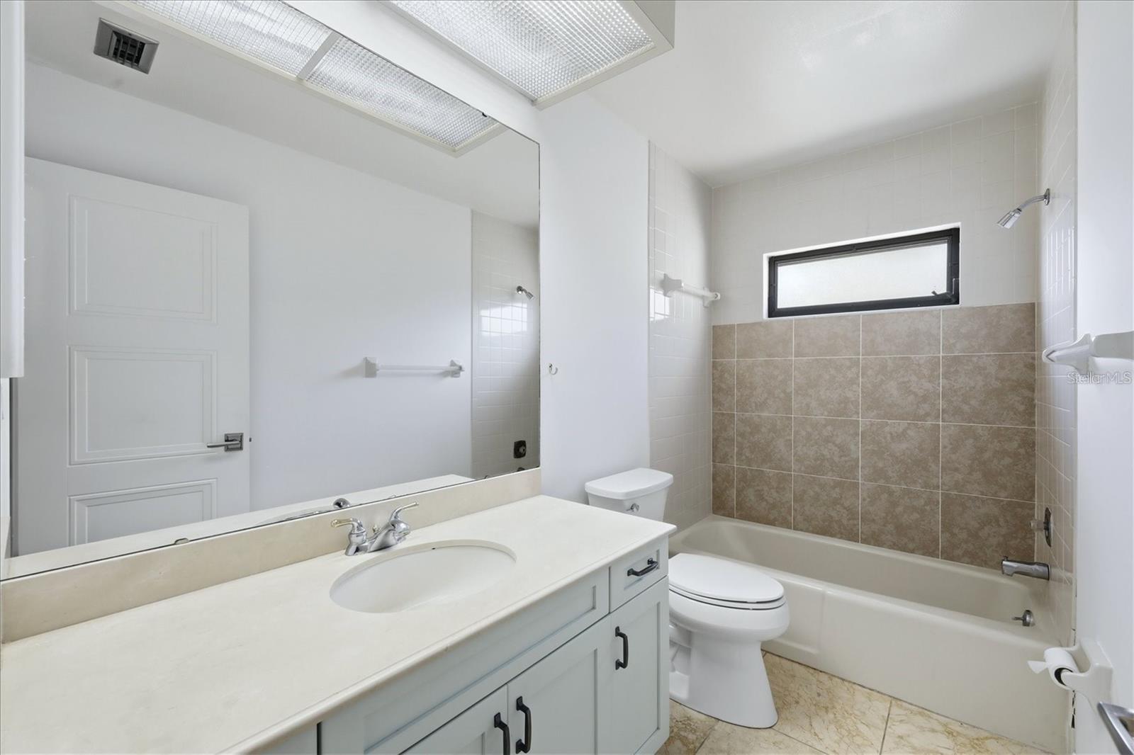 5387 HUNTINGWOOD COURT, #4, Sarasota, FL 34235