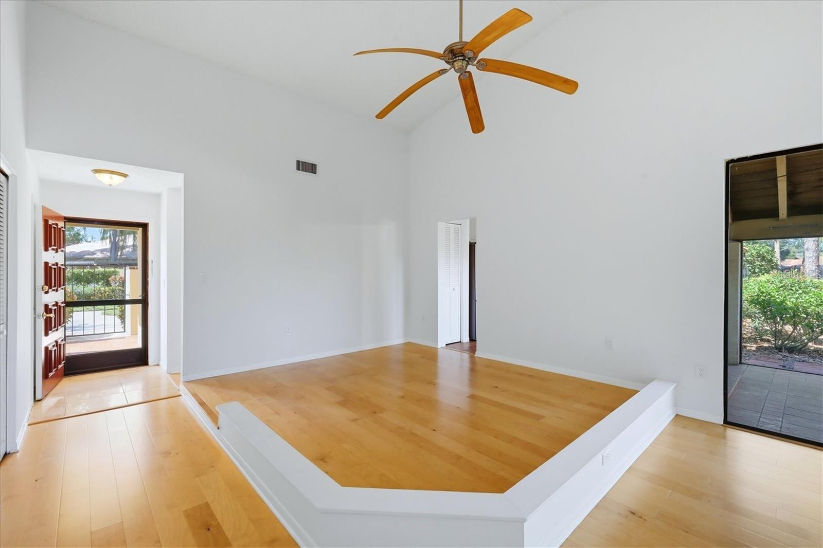 5387 HUNTINGWOOD COURT, #4, Sarasota, FL 34235