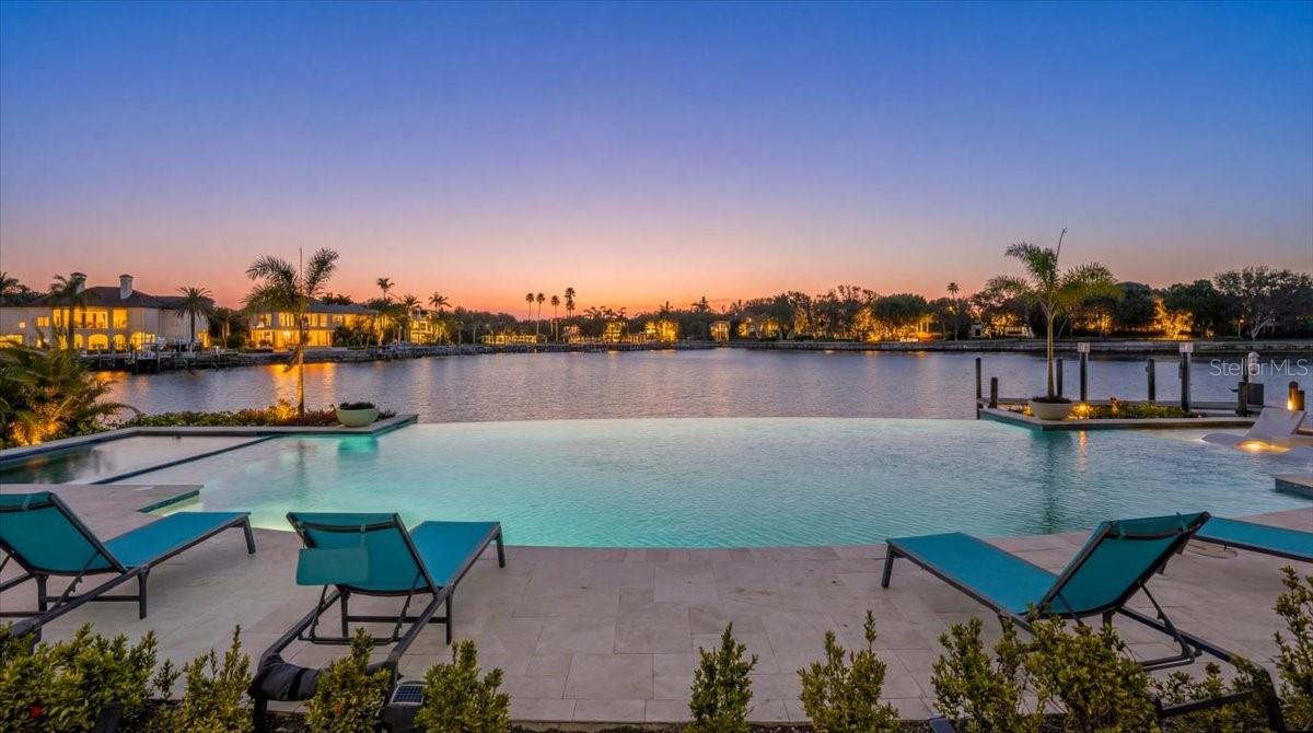315 S SHORE DRIVE, Sarasota, FL 34234