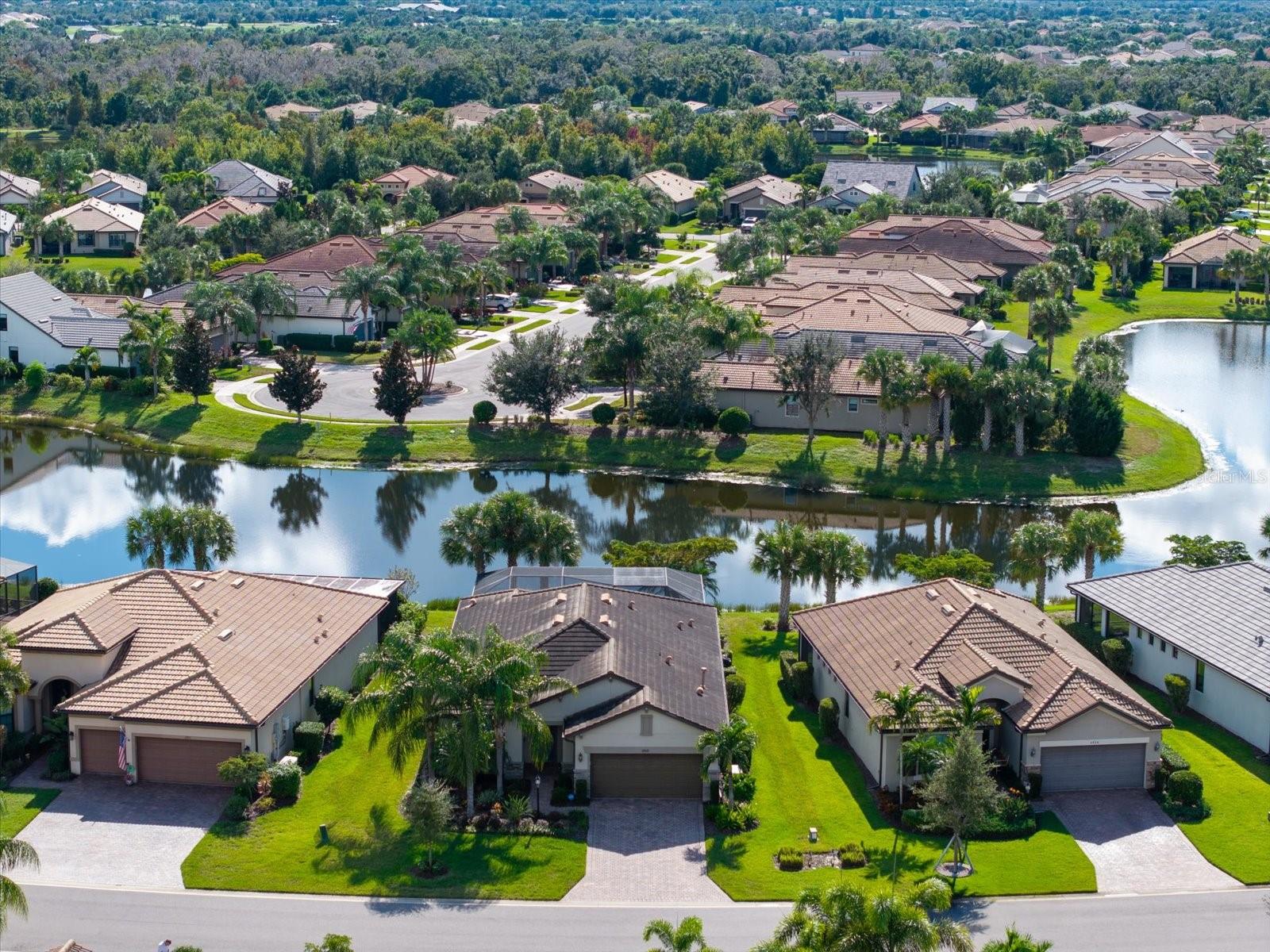 6808 CHESTER TRAIL, Bradenton, FL 34202