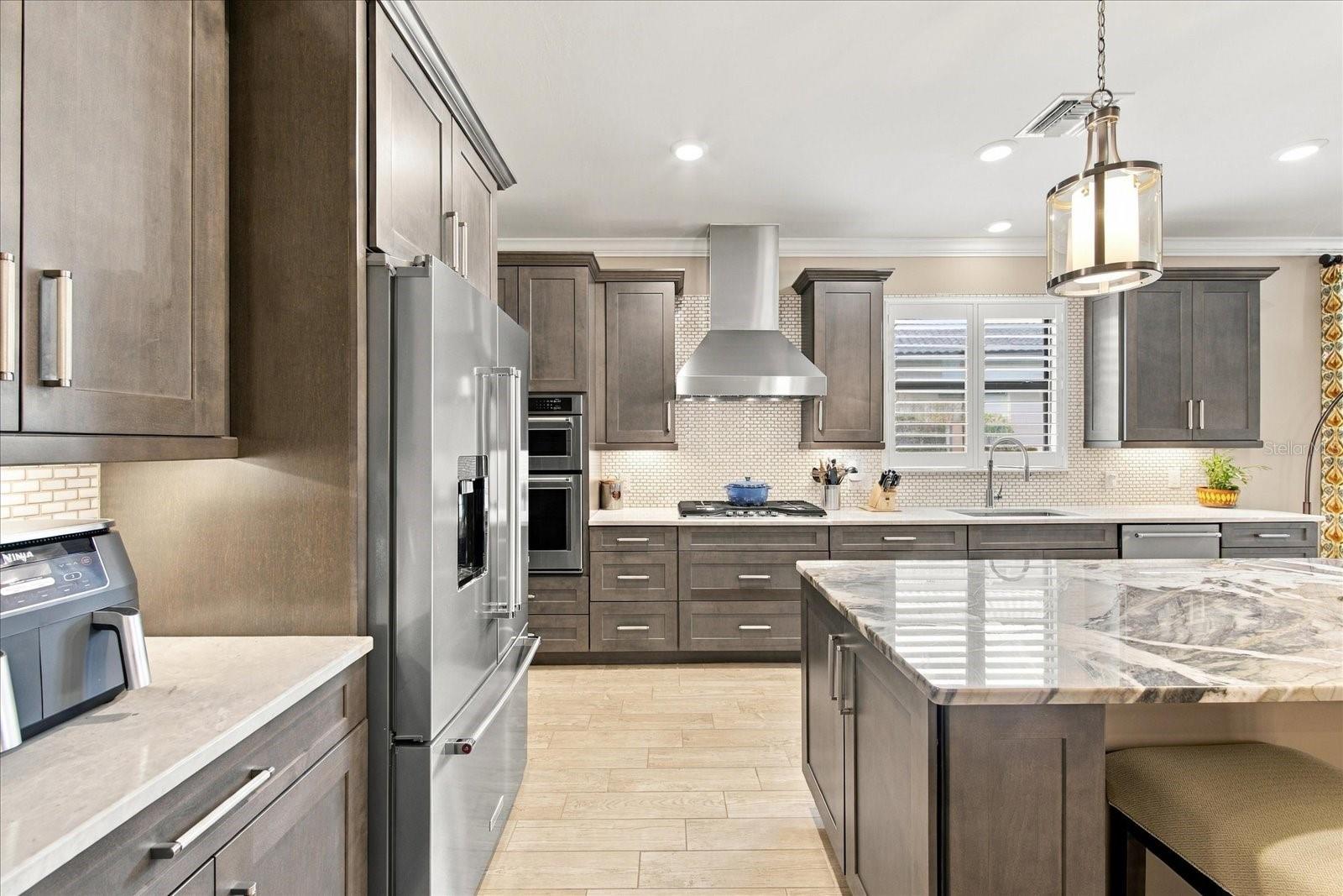 6808 CHESTER TRAIL, Bradenton, FL 34202