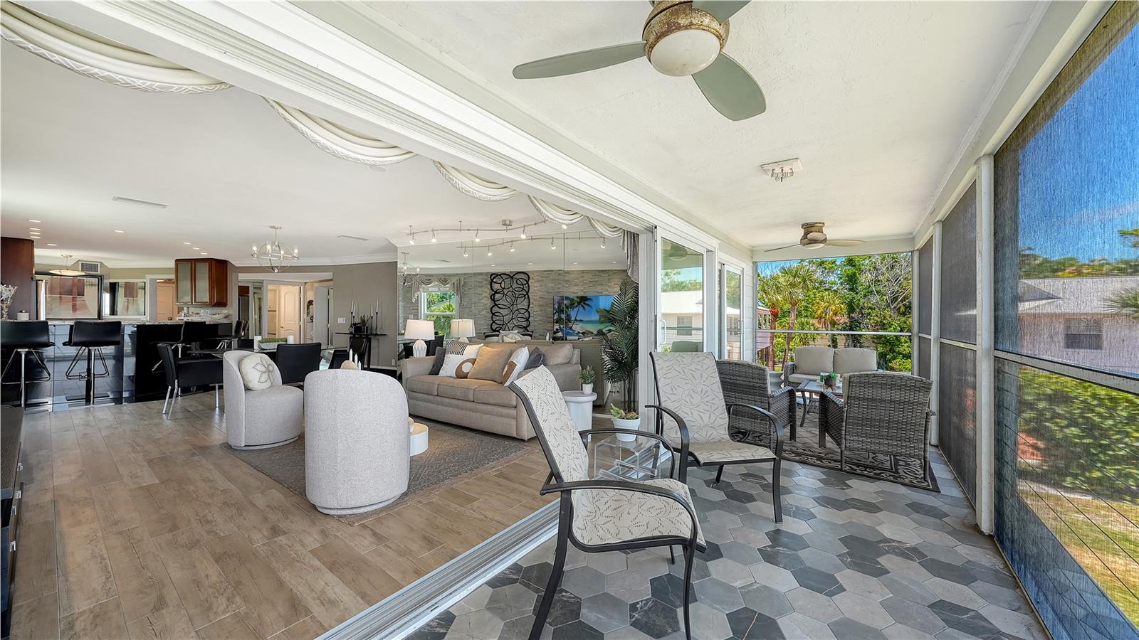 5320 GULF OF MEXICO DRIVE, #101, Longboat Key, FL 34228