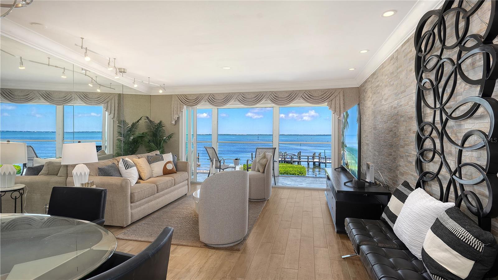 5320 GULF OF MEXICO DRIVE, #101, Longboat Key, FL 34228