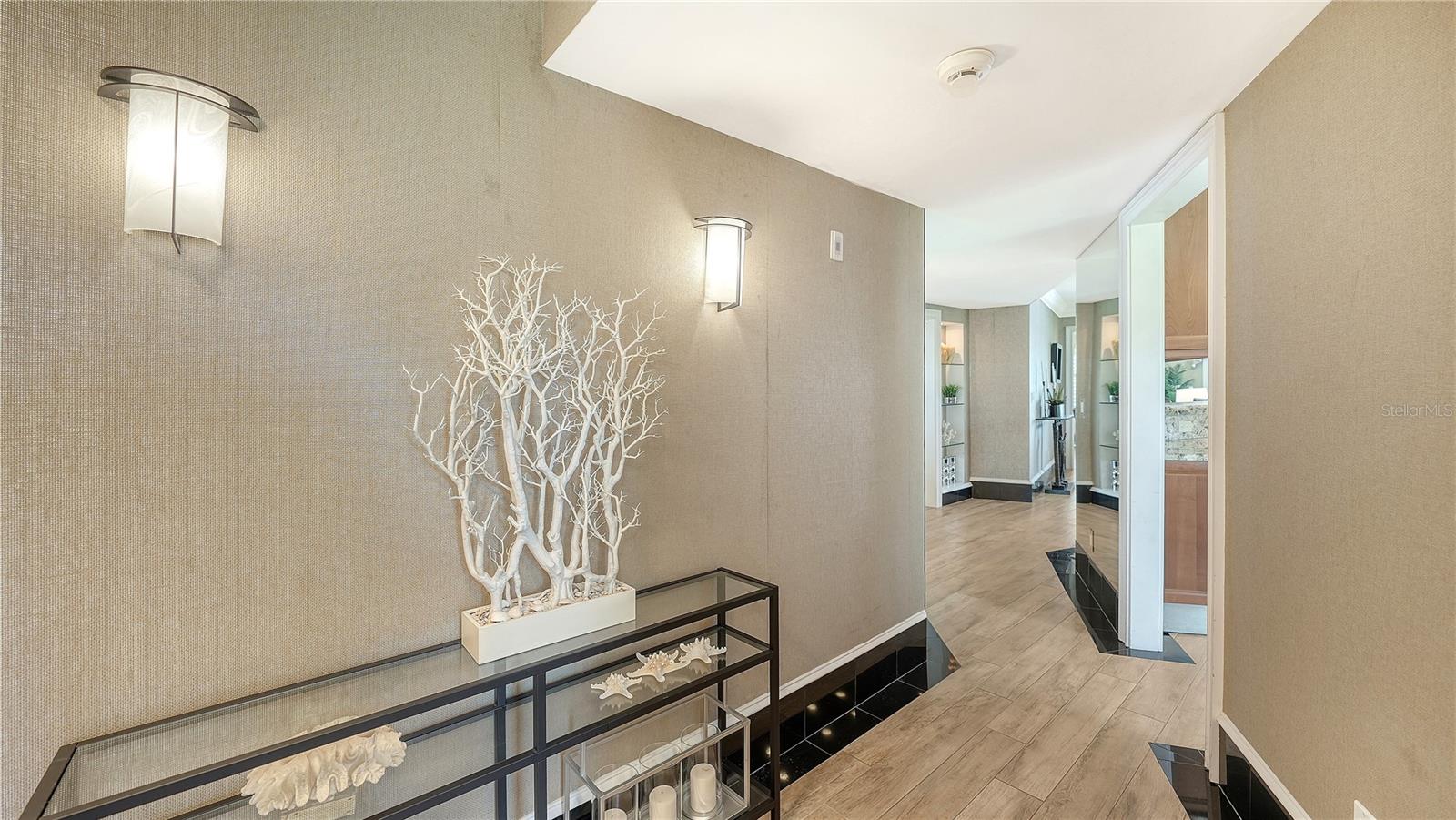 5320 GULF OF MEXICO DRIVE, #101, Longboat Key, FL 34228