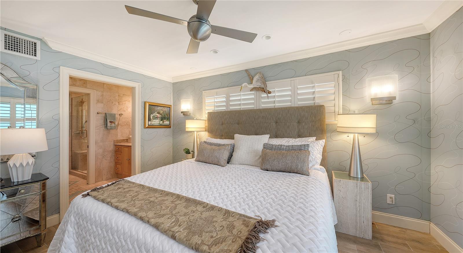 5320 GULF OF MEXICO DRIVE, #101, Longboat Key, FL 34228