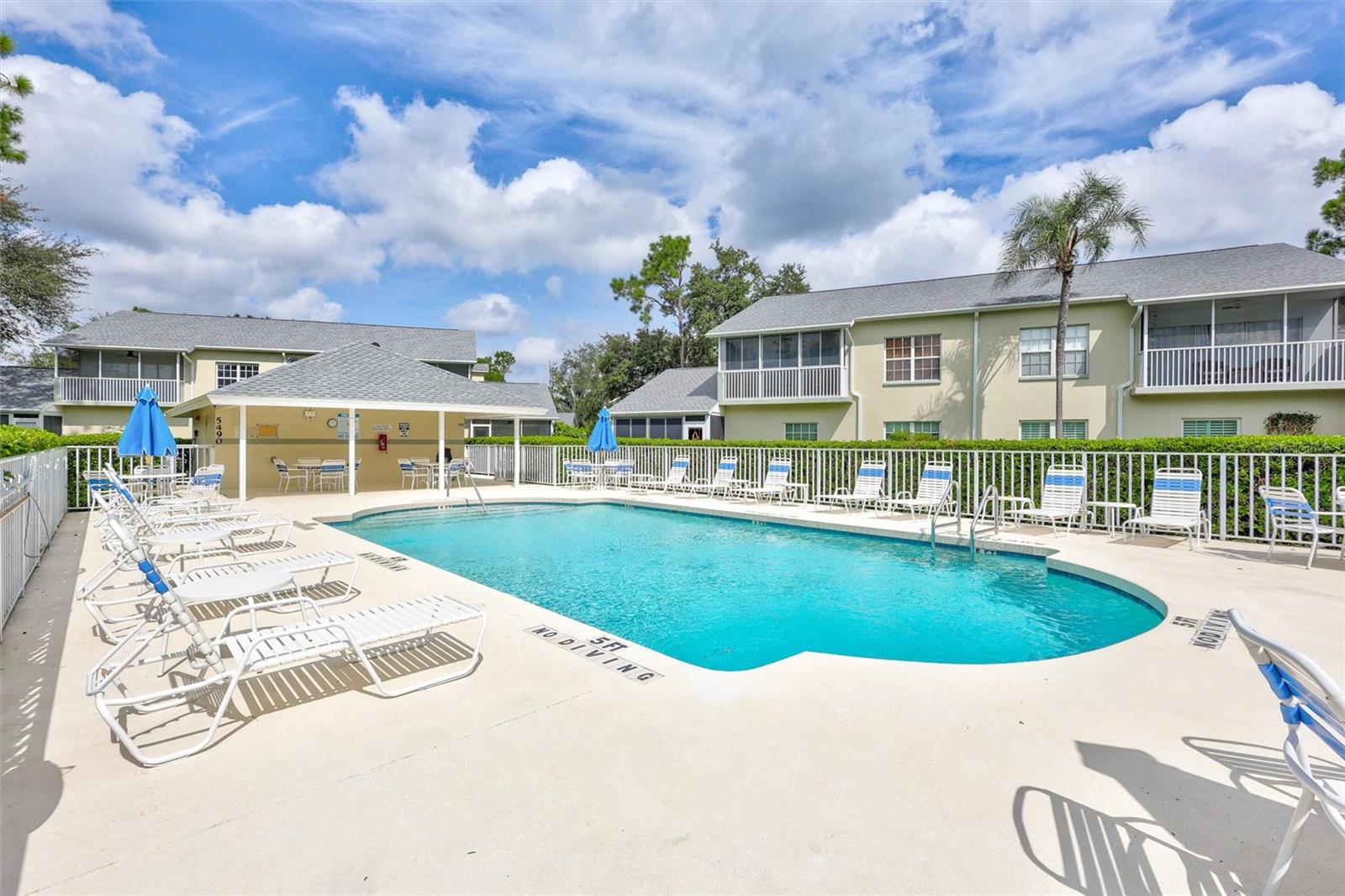 5520 FAIR OAKS STREET, #19A, Bradenton, FL 34203