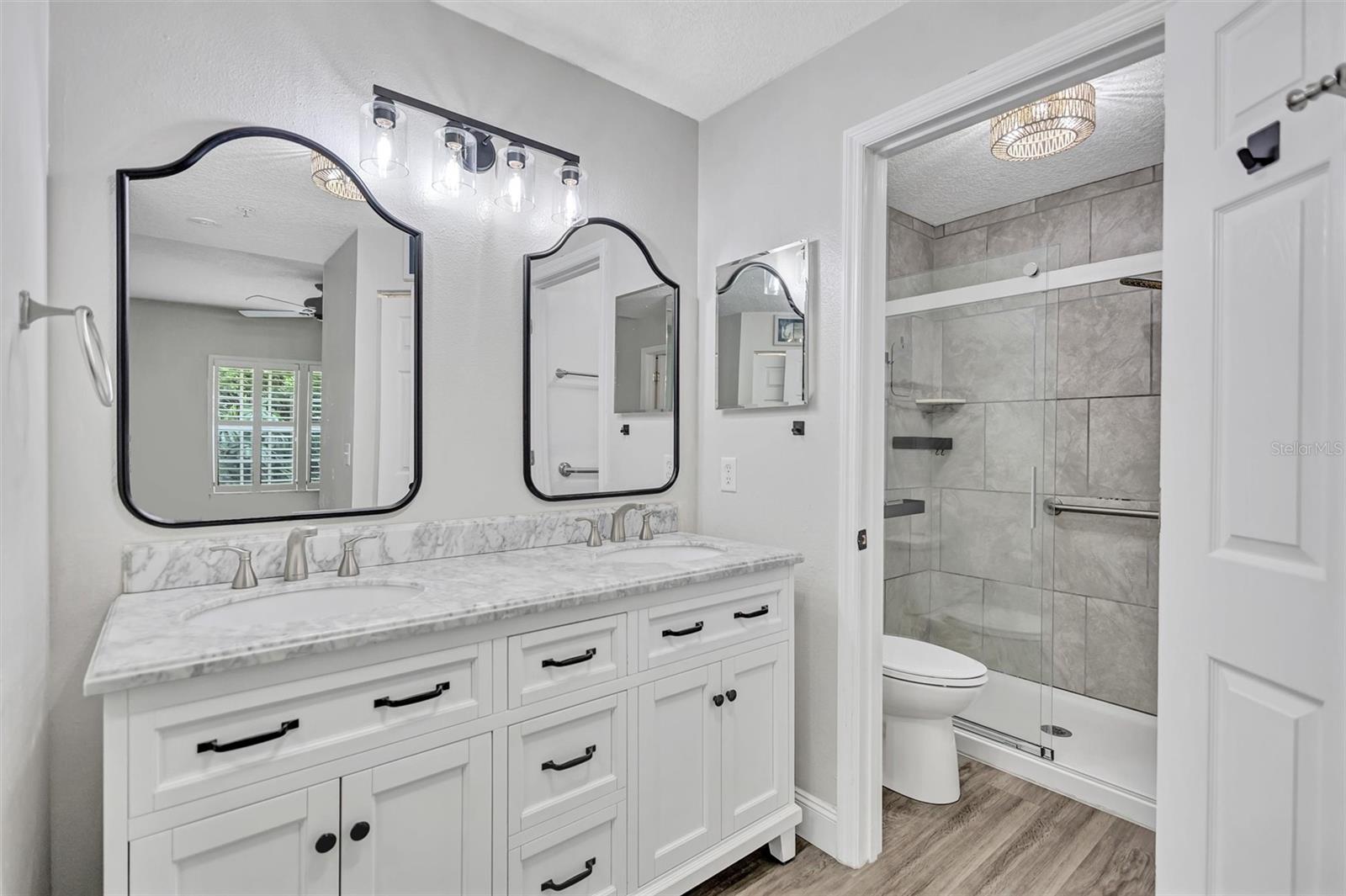 5520 FAIR OAKS STREET, #19A, Bradenton, FL 34203
