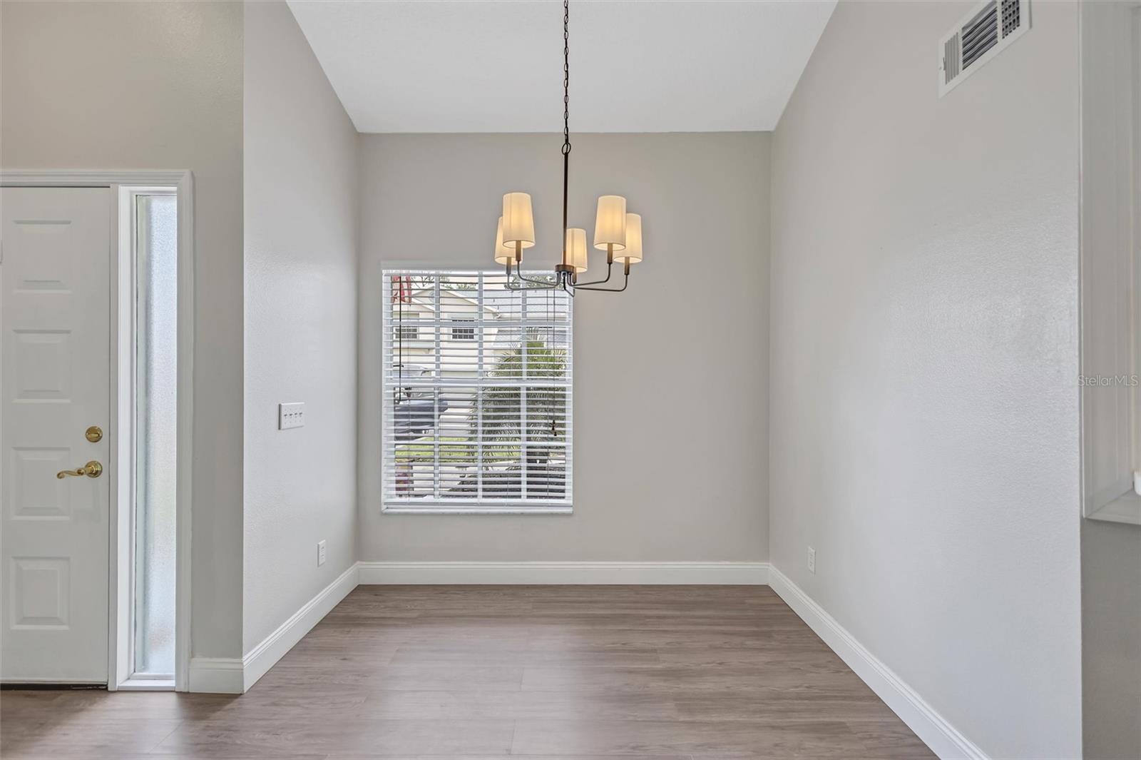 5520 FAIR OAKS STREET, #19A, Bradenton, FL 34203