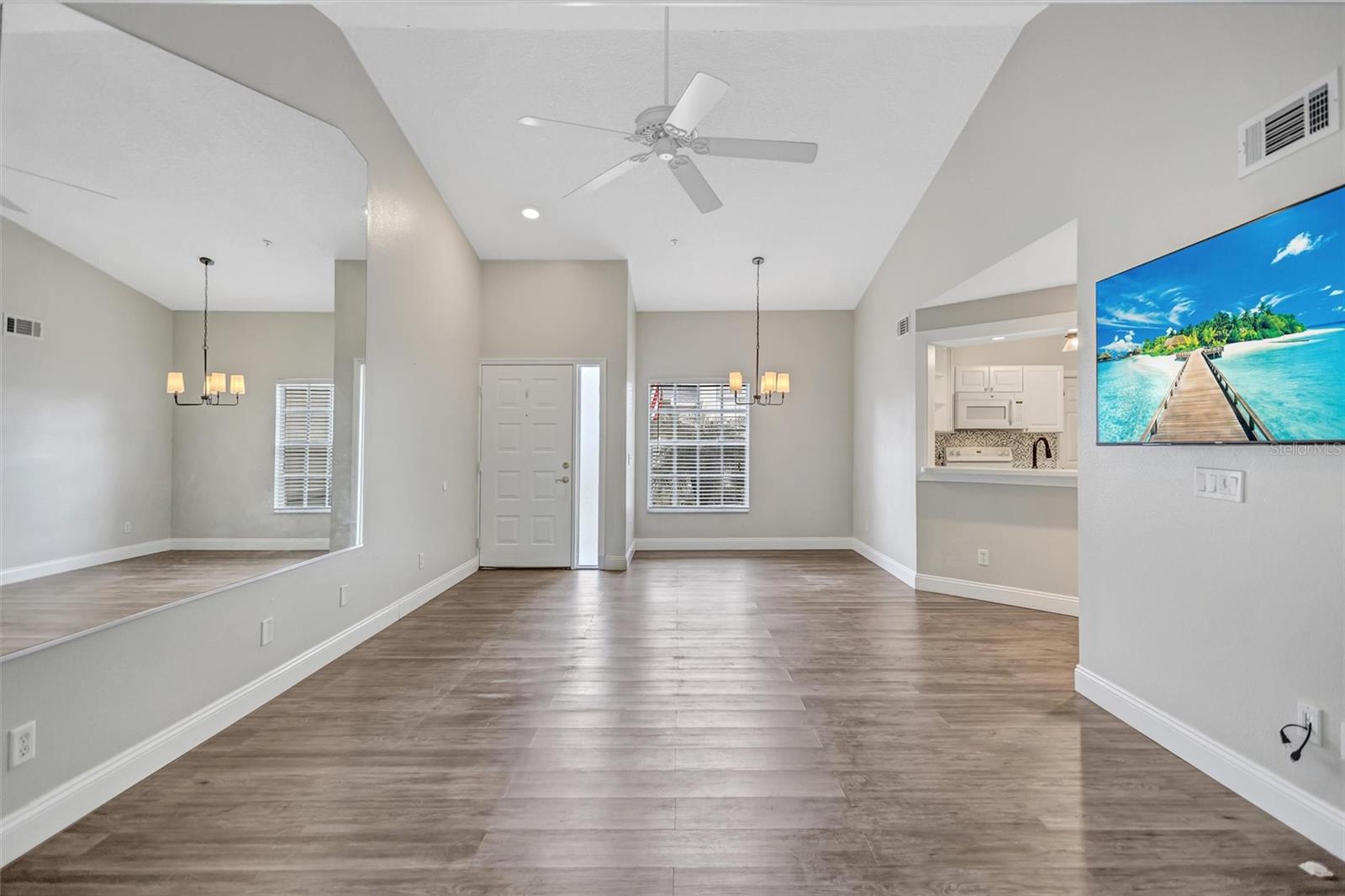 5520 FAIR OAKS STREET, #19A, Bradenton, FL 34203