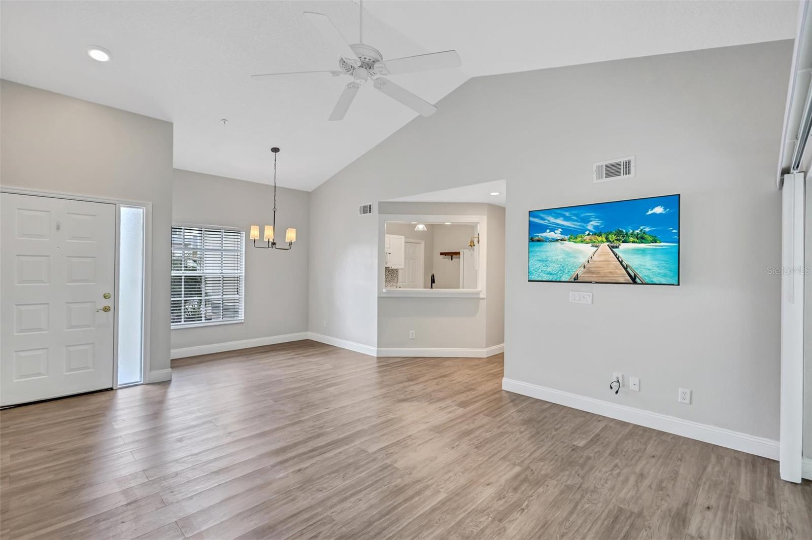 5520 FAIR OAKS STREET, #19A, Bradenton, FL 34203