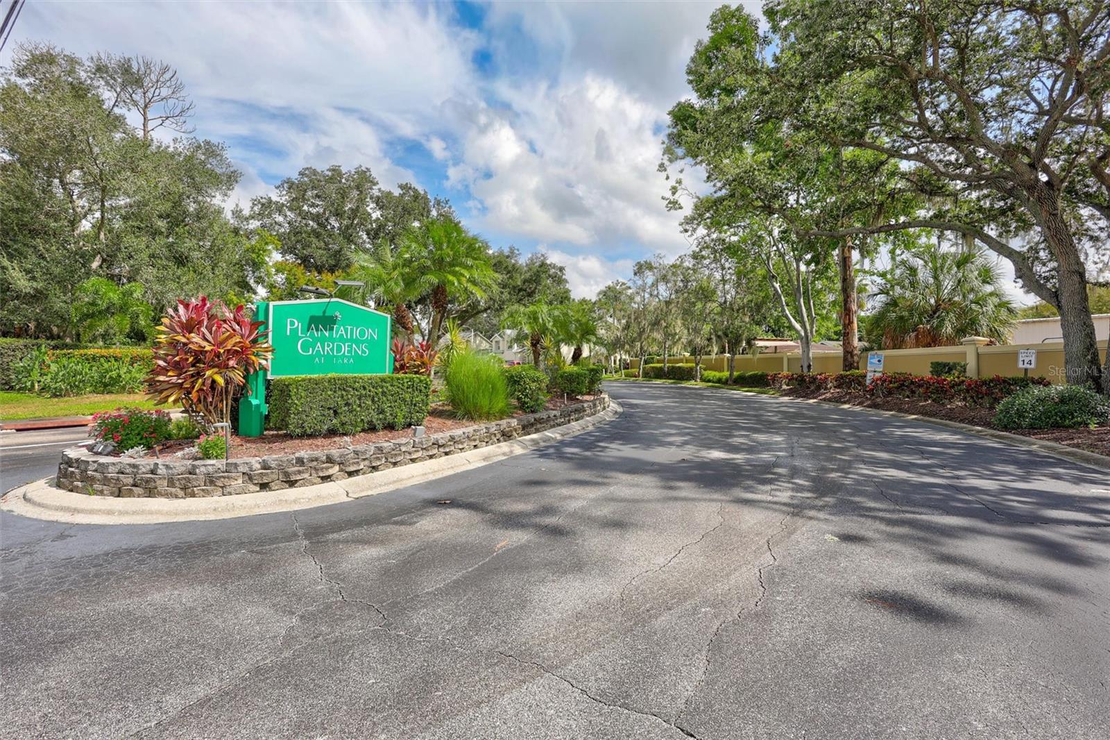 5520 FAIR OAKS STREET, #19A, Bradenton, FL 34203
