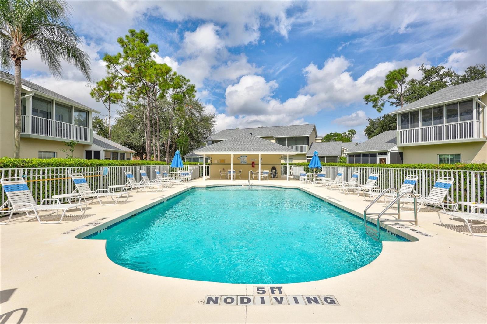 5520 FAIR OAKS STREET, #19A, Bradenton, FL 34203