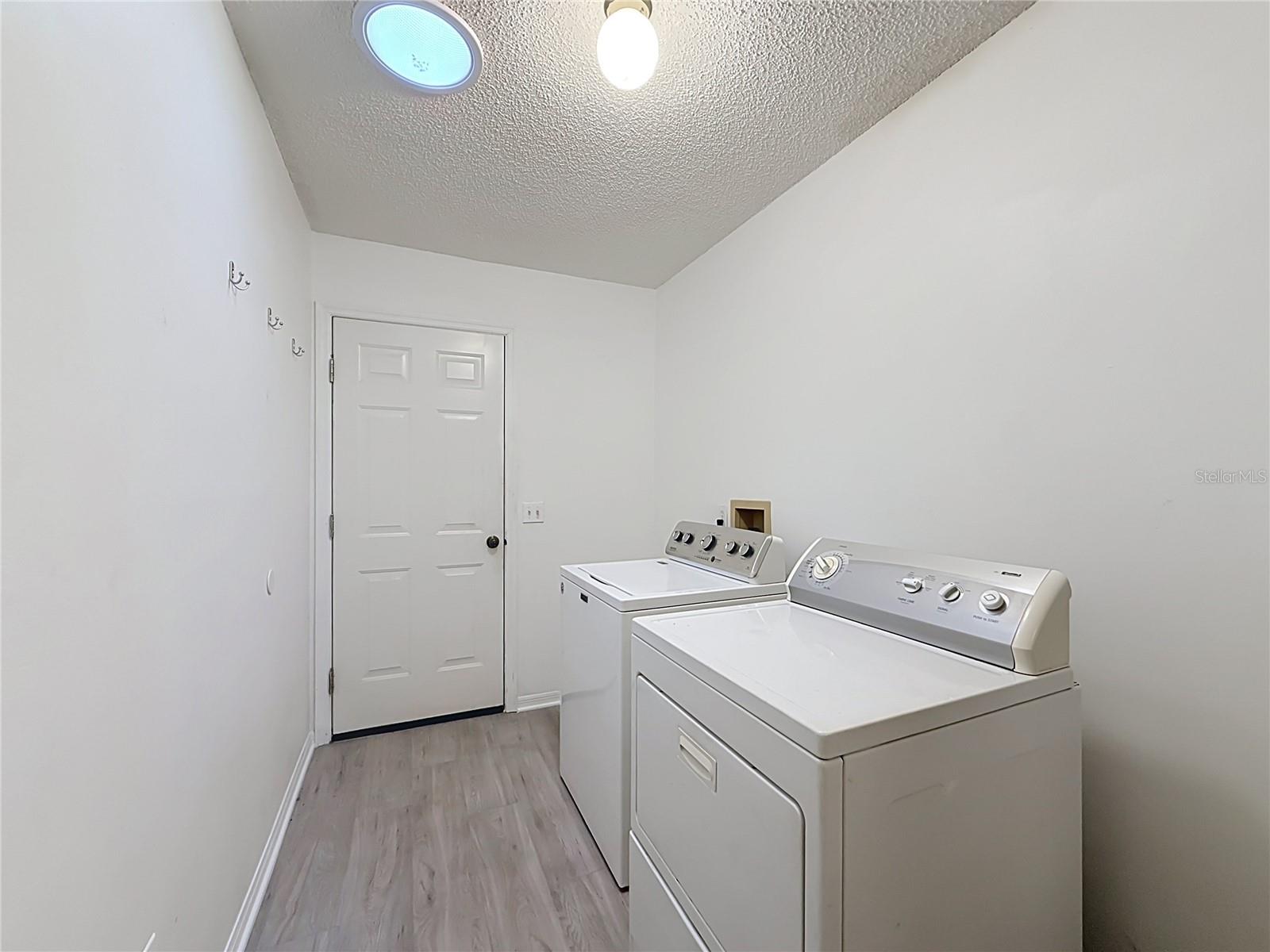 1607 COG HILL DRIVE, Lady Lake, FL 32159