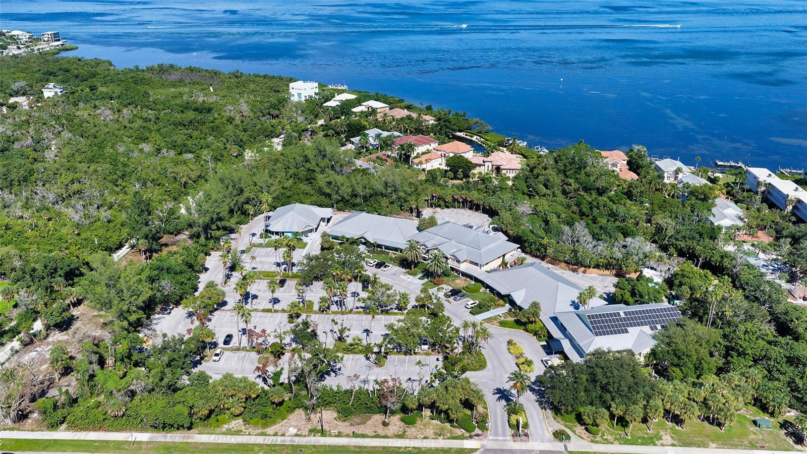 Longboat Key, FL 34228