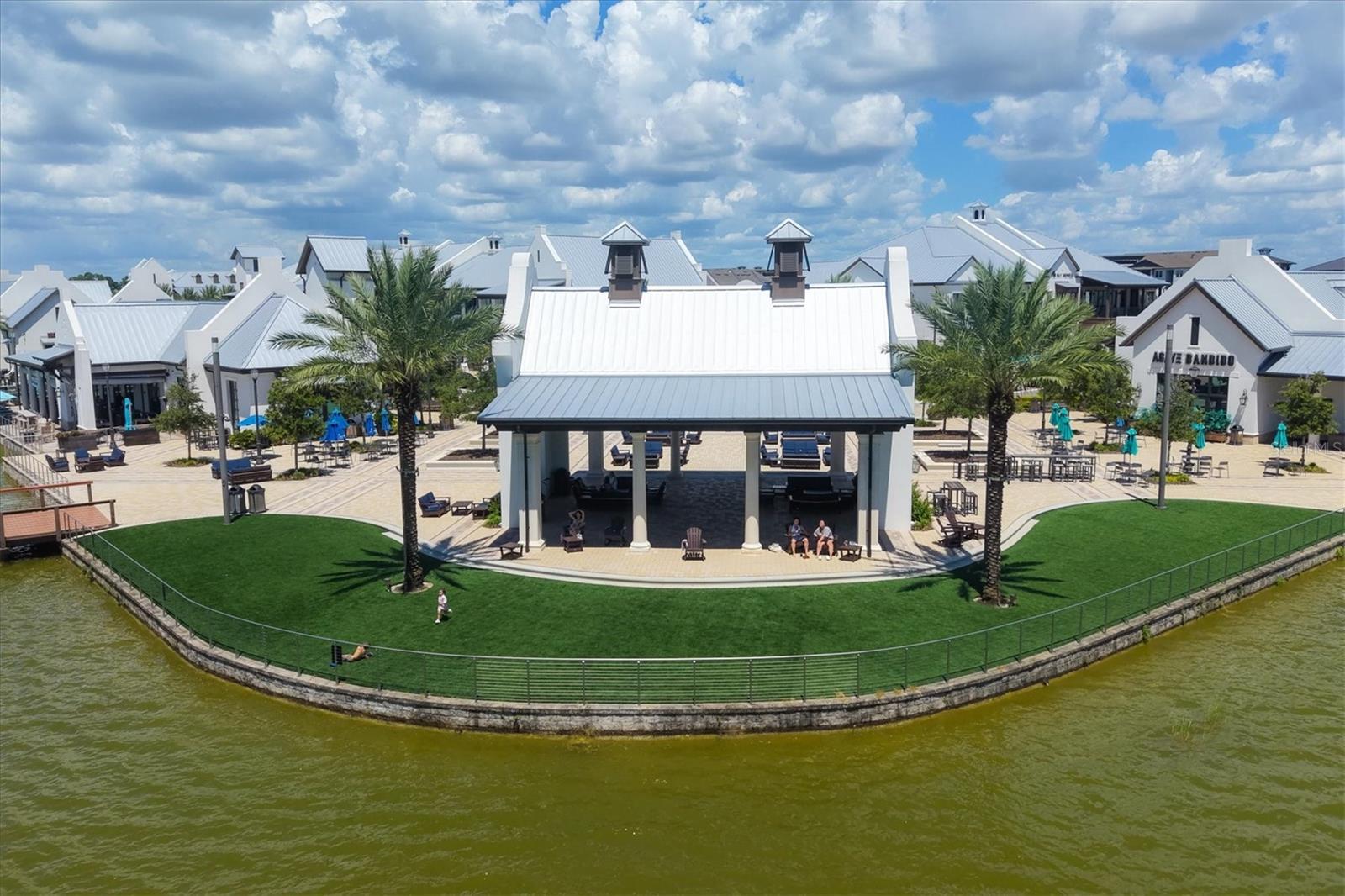 Waterside Restaurants, boutiques and fund stuff!