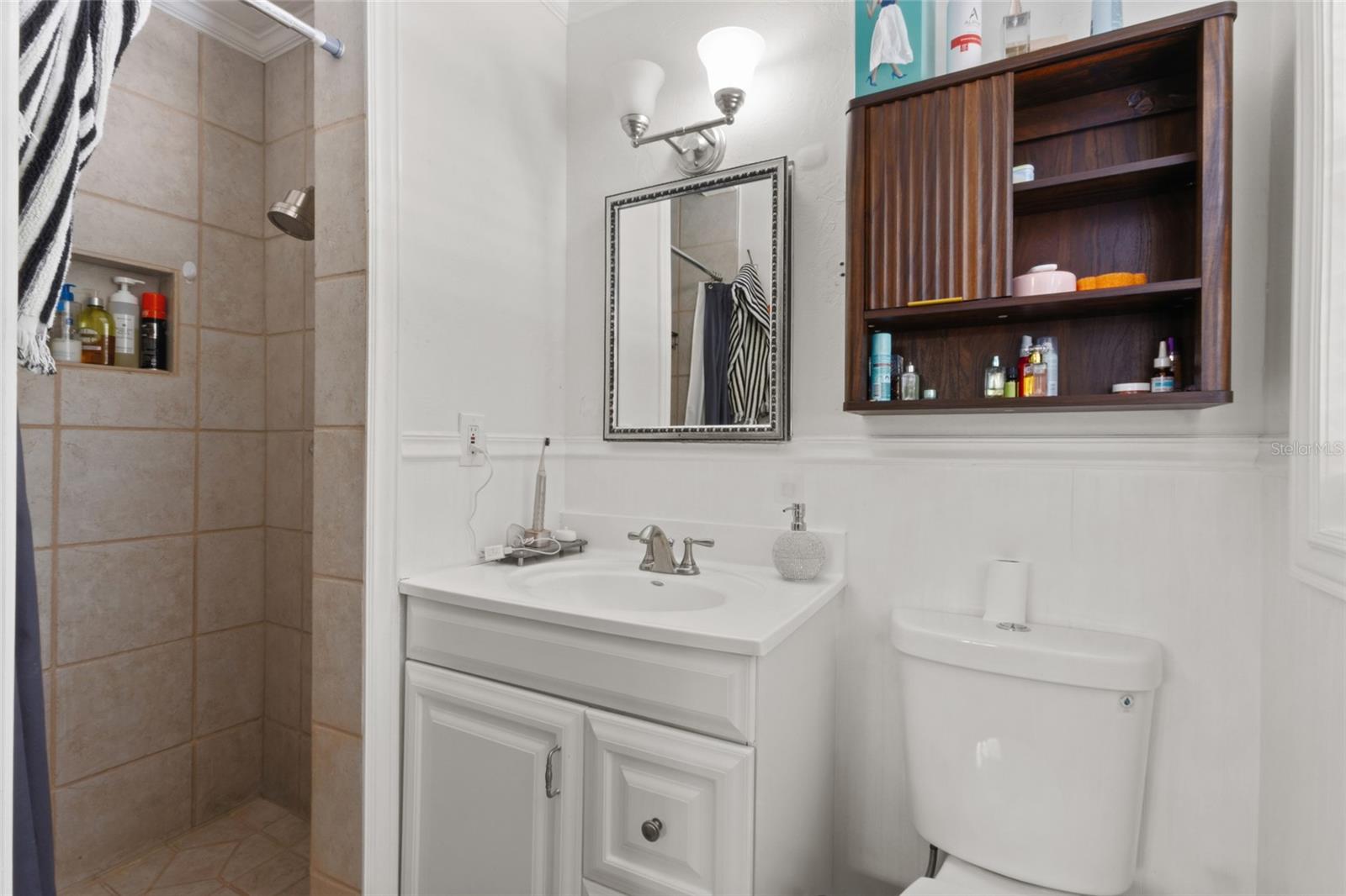 2857 WOOD STREET, Sarasota, FL 34237