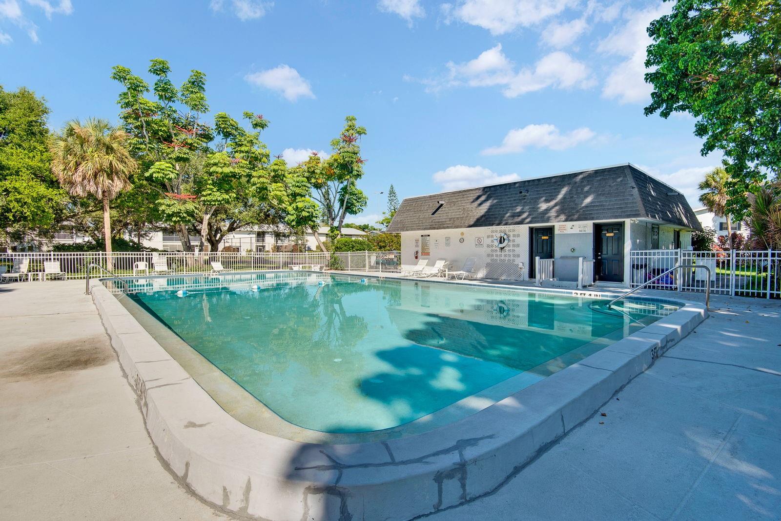 4516 3RD STREET CIRCLE W, #533, Bradenton, FL 34207