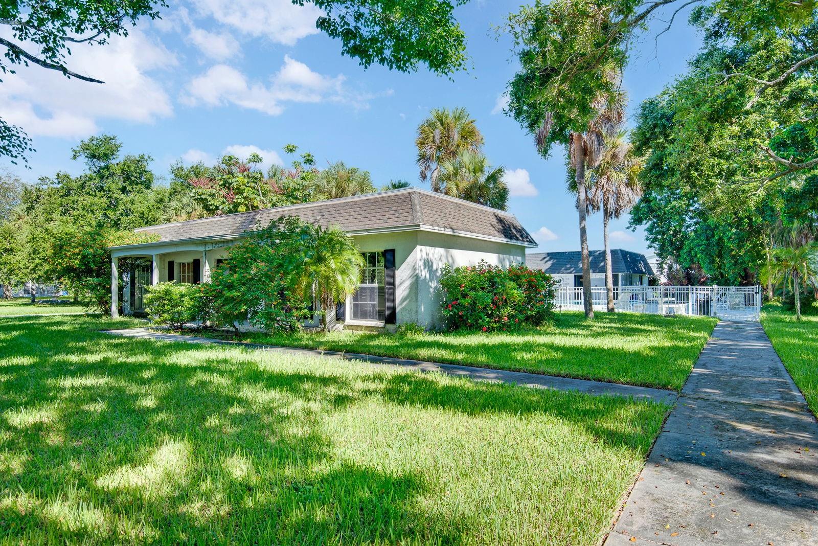 4516 3RD STREET CIRCLE W, #533, Bradenton, FL 34207