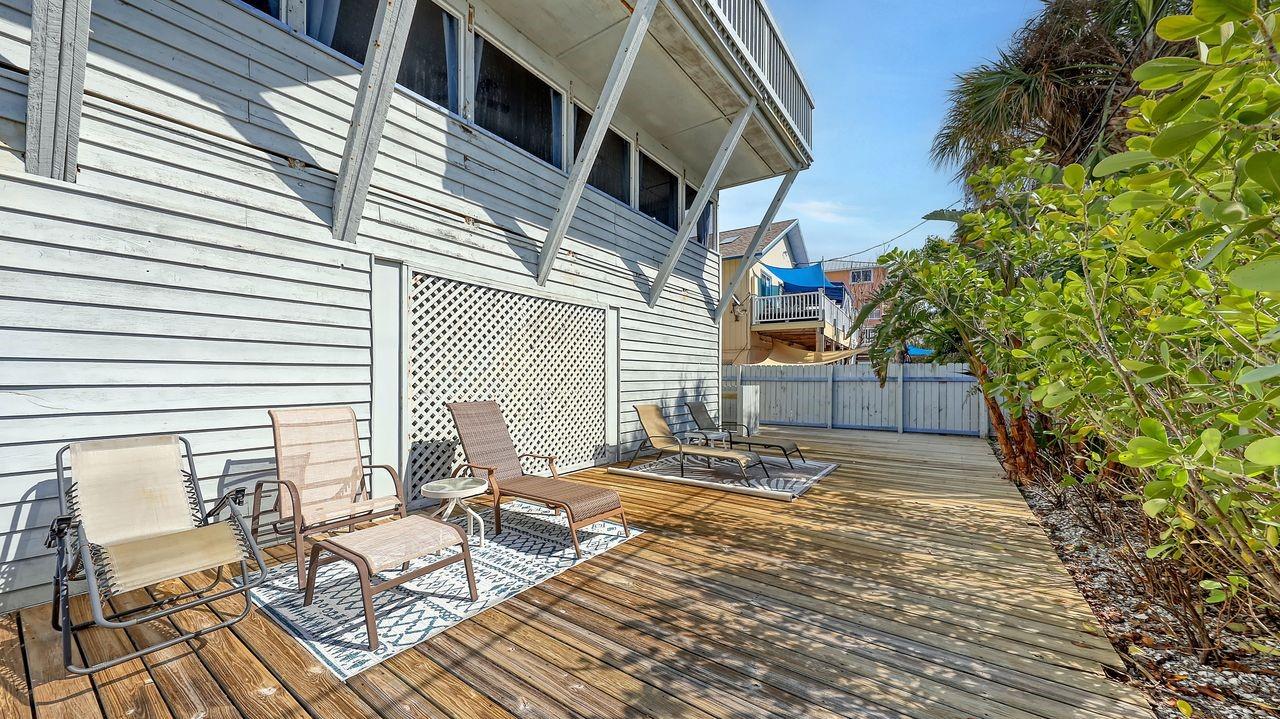 126 AVENIDA VENECCIA, Sarasota, FL 34242