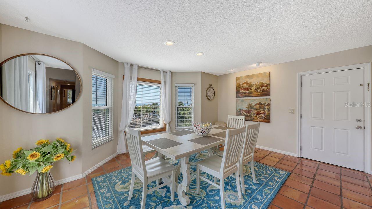 126 AVENIDA VENECCIA, Sarasota, FL 34242