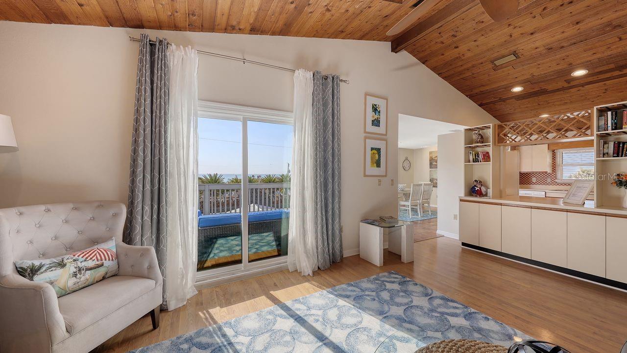 126 AVENIDA VENECCIA, Sarasota, FL 34242
