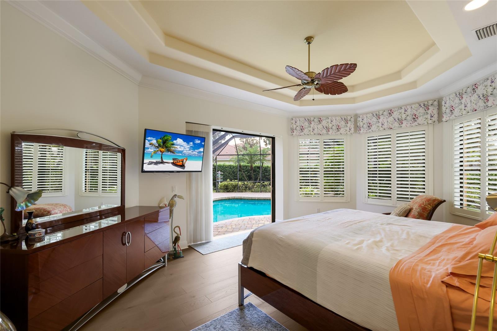 Primary suite