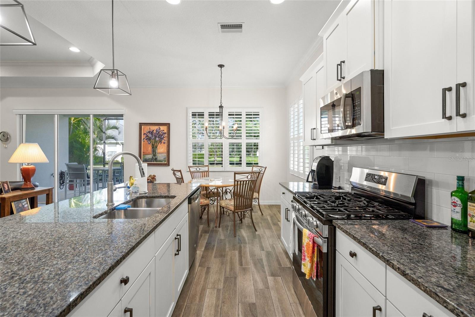 11711 GRAMERCY PARK AVENUE, Bradenton, FL 34211