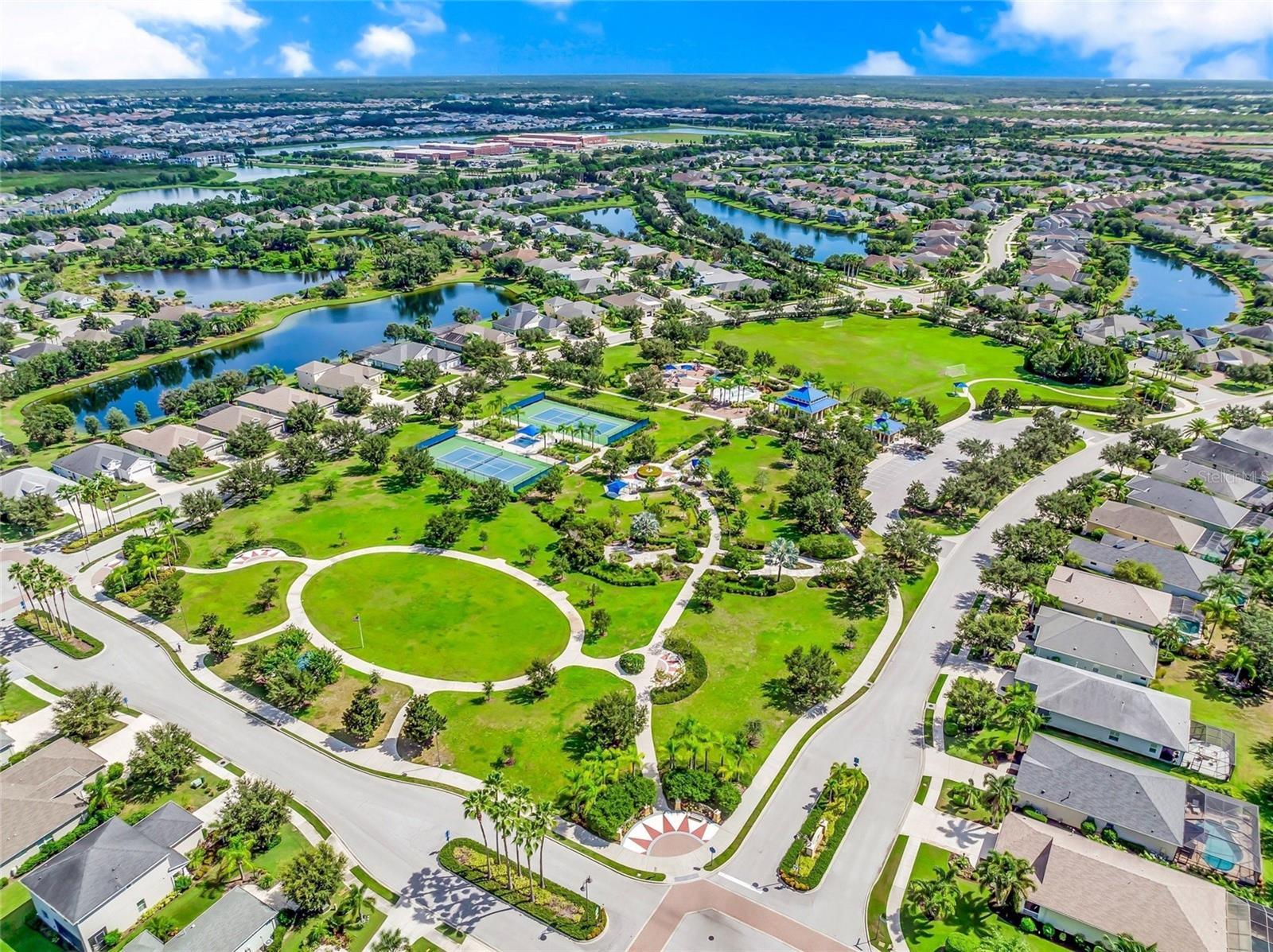 11711 GRAMERCY PARK AVENUE, Bradenton, FL 34211
