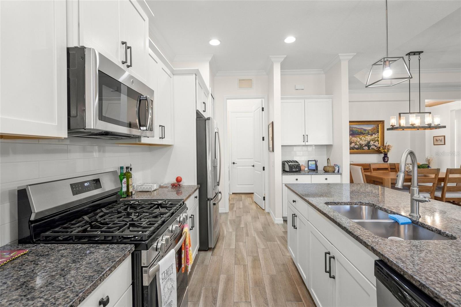 11711 GRAMERCY PARK AVENUE, Bradenton, FL 34211