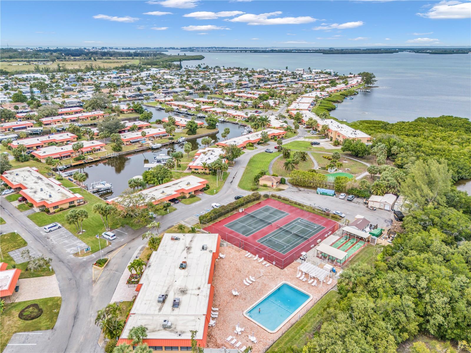 3849 CATALINA DRIVE, Bradenton, FL 34210