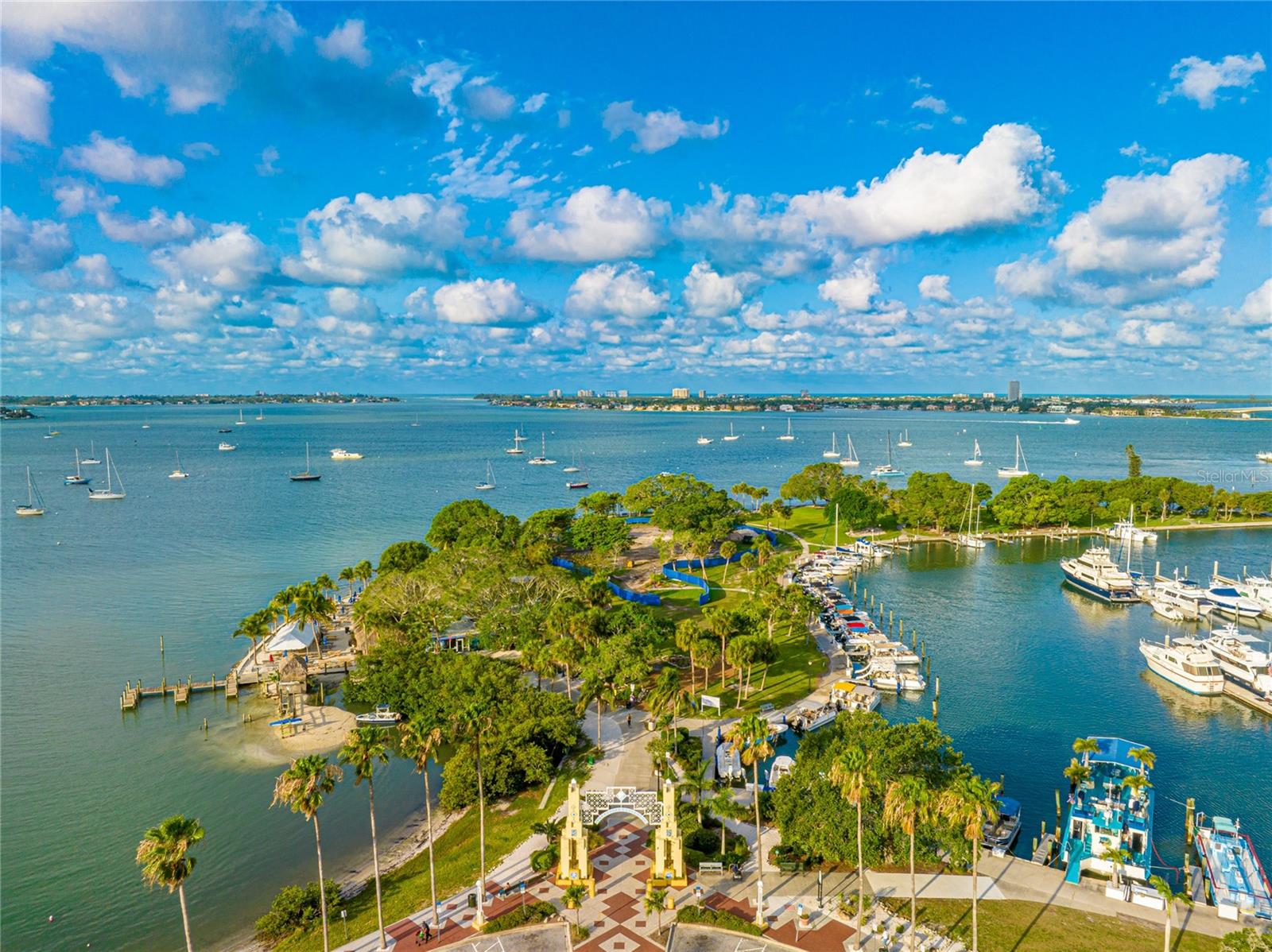 2630 SUNNYBROOK DRIVE, Sarasota, FL 34239
