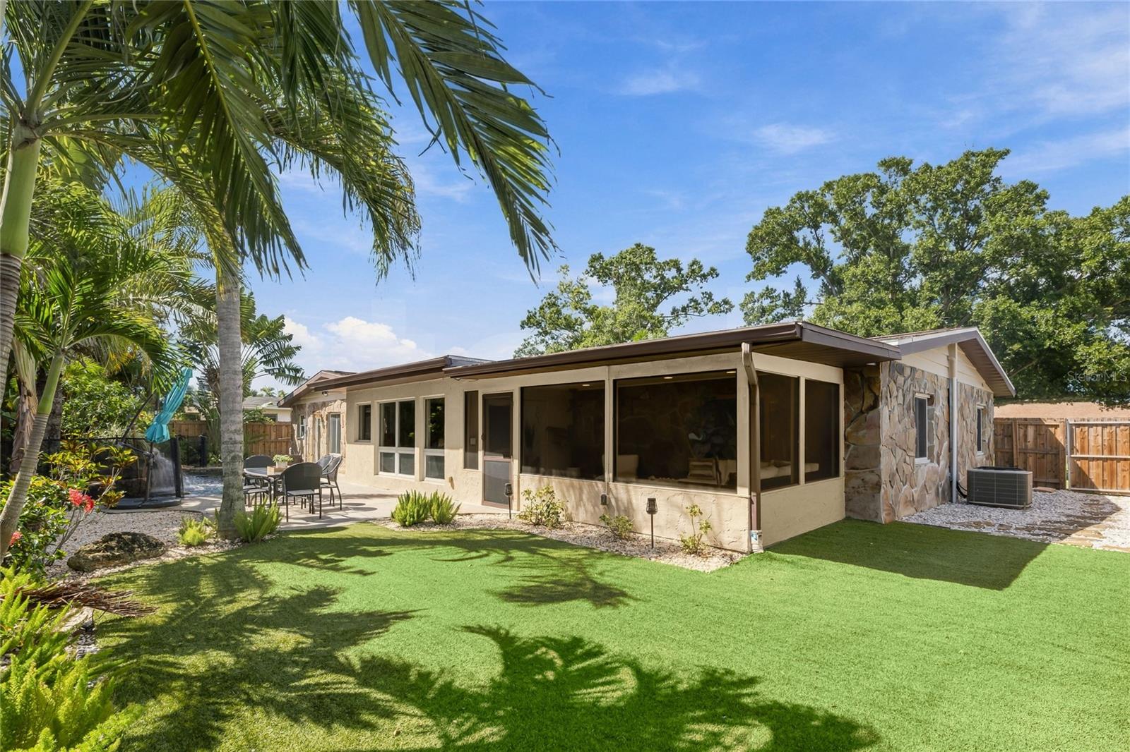 2630 SUNNYBROOK DRIVE, Sarasota, FL 34239