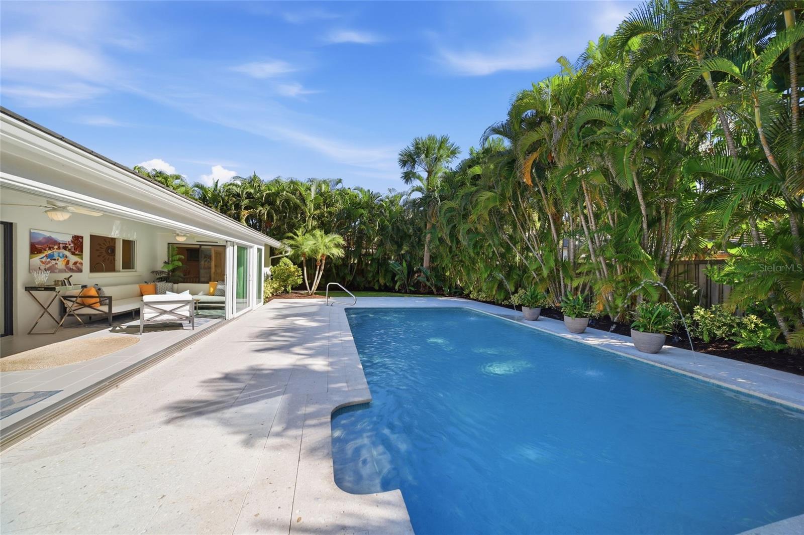 607 OWL WAY, Sarasota, FL 34236