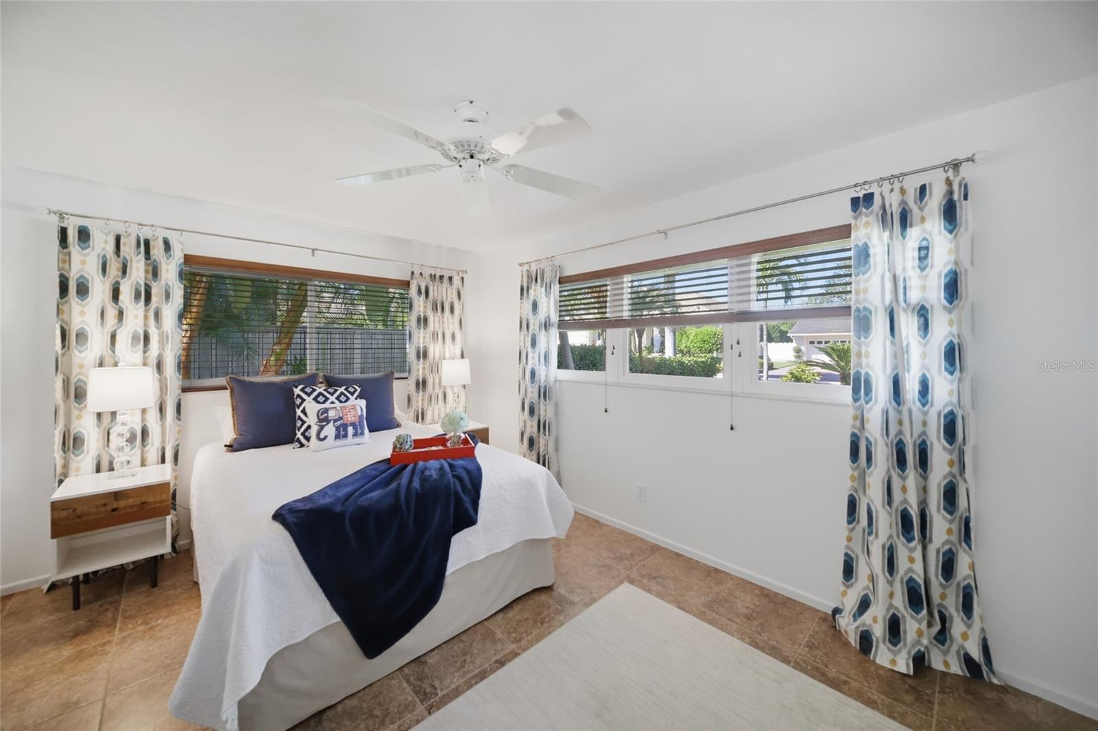607 OWL WAY, Sarasota, FL 34236