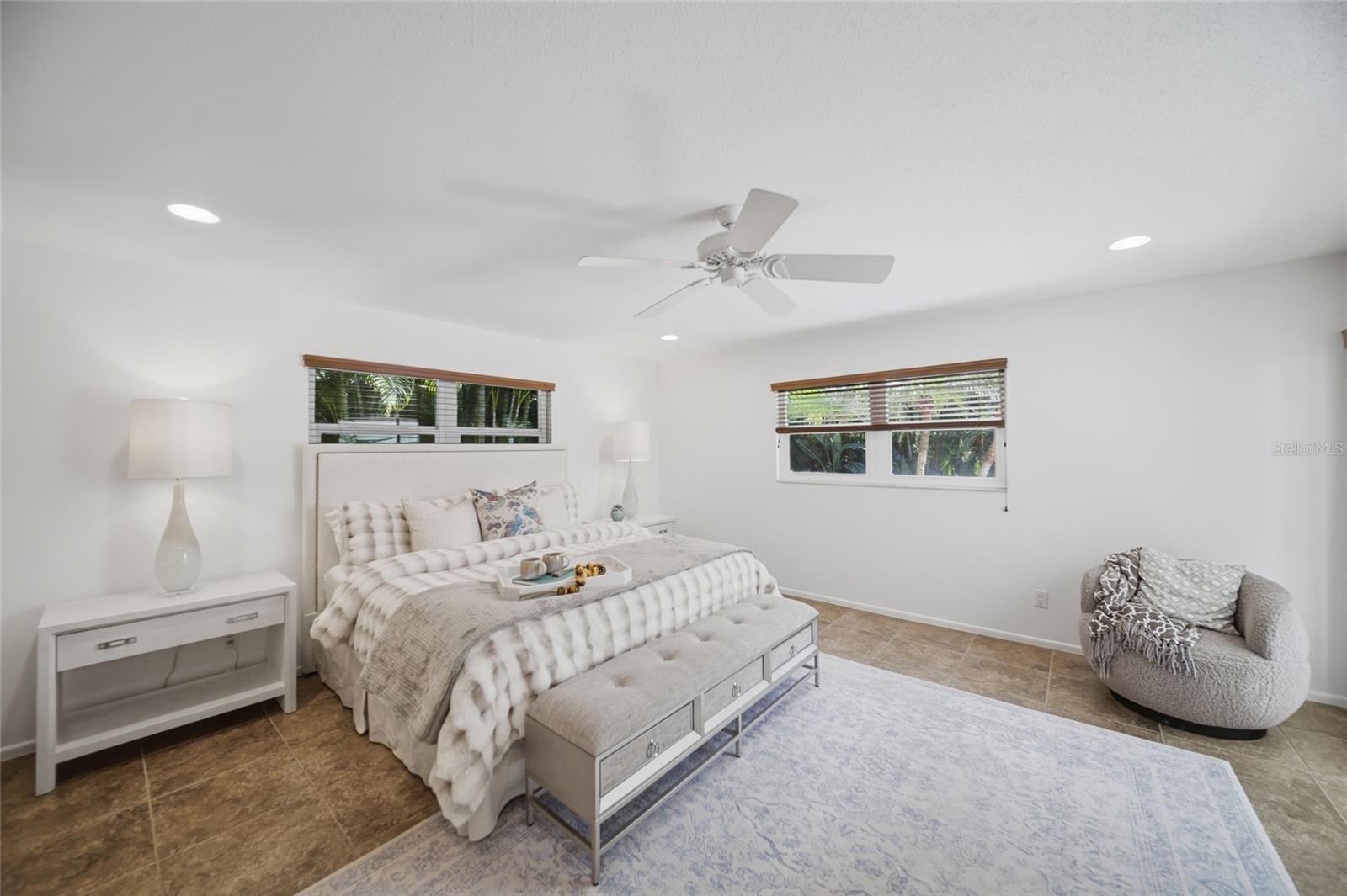 607 OWL WAY, Sarasota, FL 34236