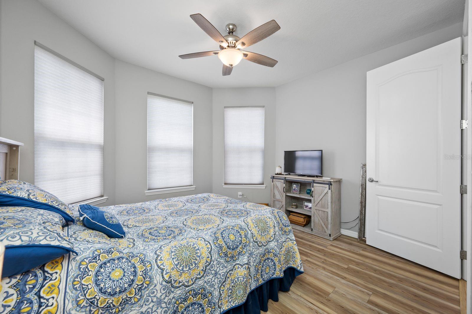 5016 BELLA ARMONIA CIRCLE, Wimauma, FL 33598