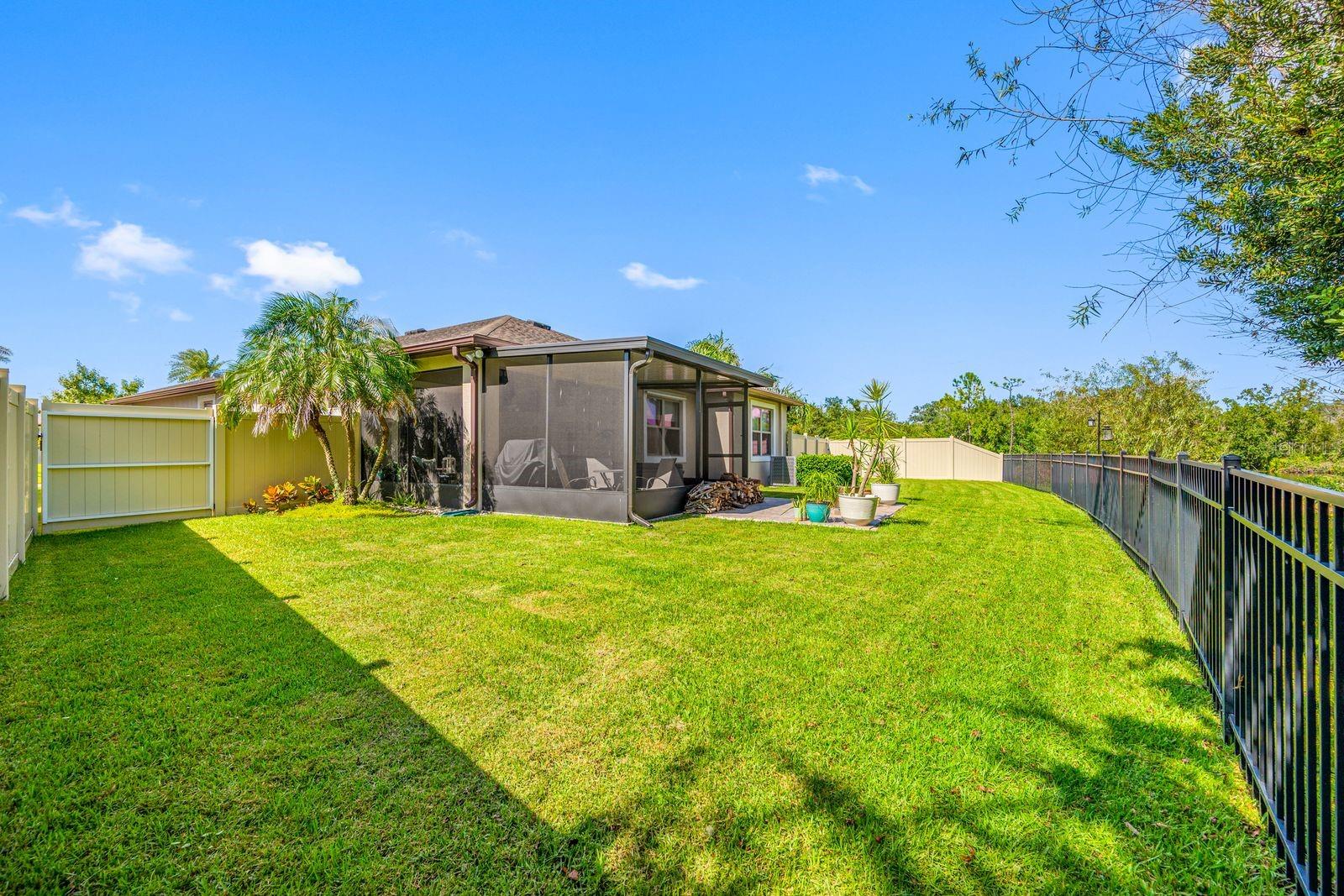 5016 BELLA ARMONIA CIRCLE, Wimauma, FL 33598