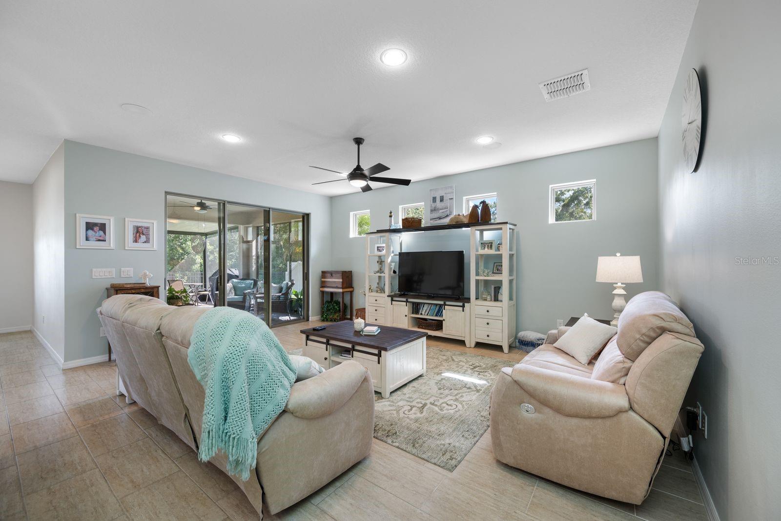 5016 BELLA ARMONIA CIRCLE, Wimauma, FL 33598