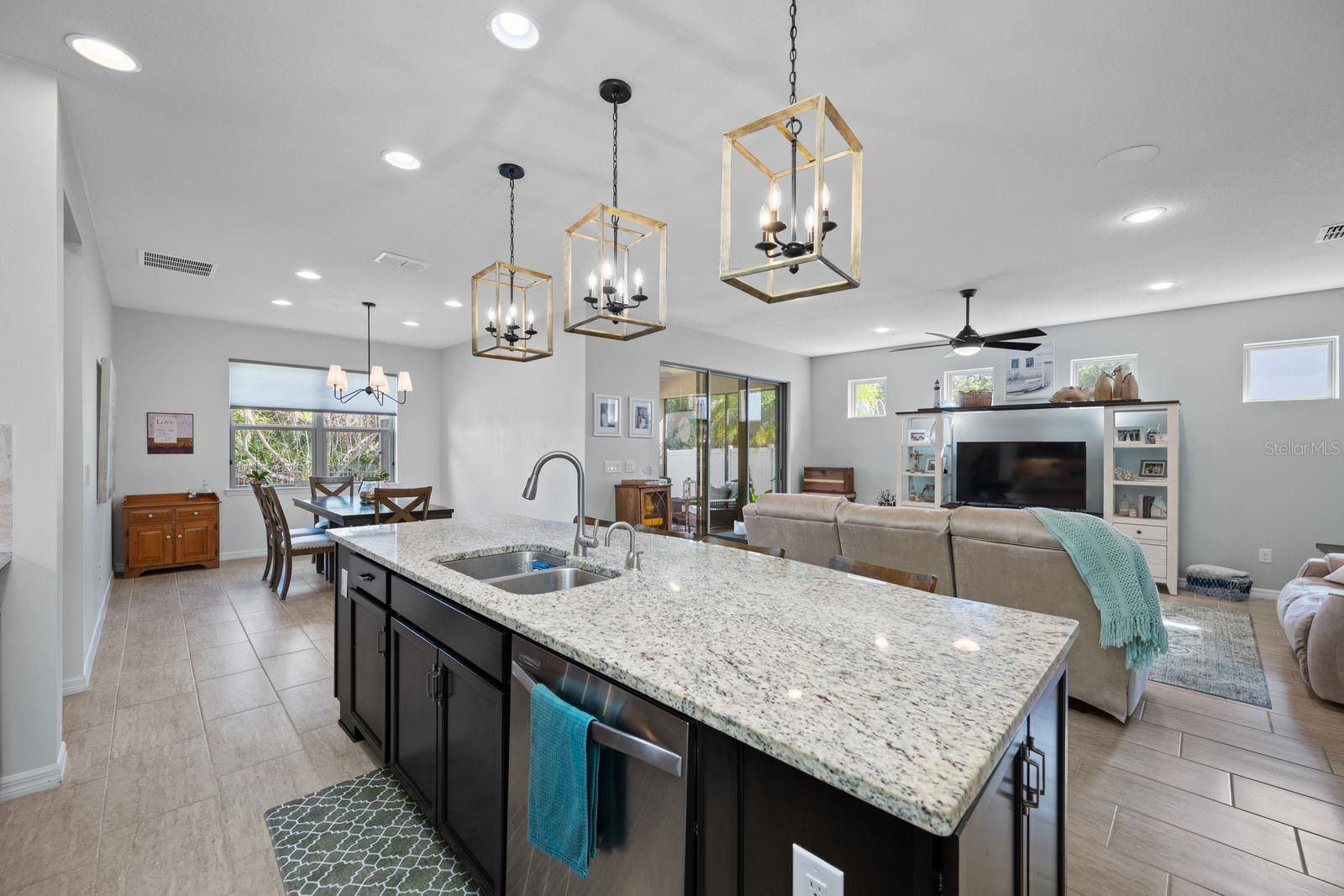 5016 BELLA ARMONIA CIRCLE, Wimauma, FL 33598