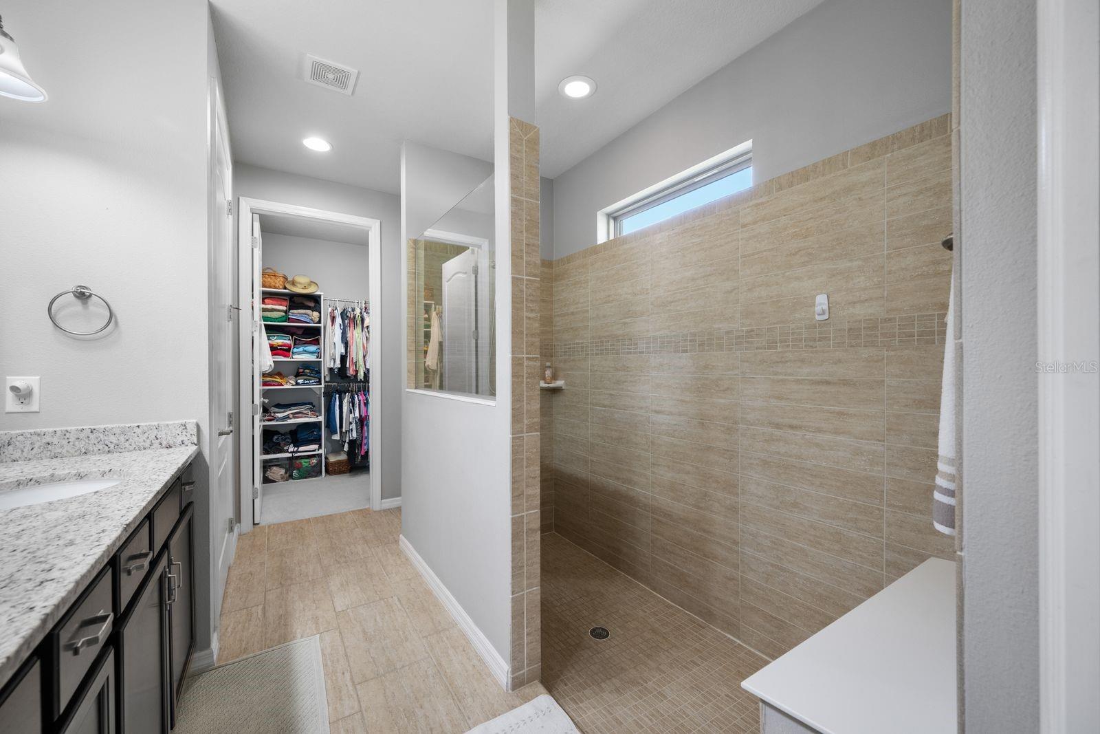 5016 BELLA ARMONIA CIRCLE, Wimauma, FL 33598