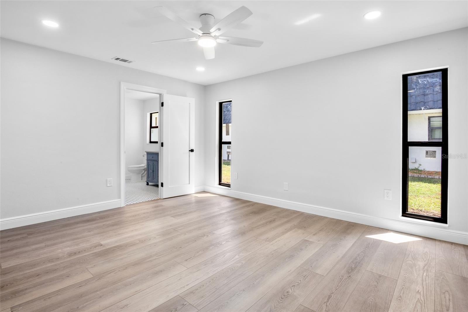 5 BRIDGE STREET, Englewood, FL 34223