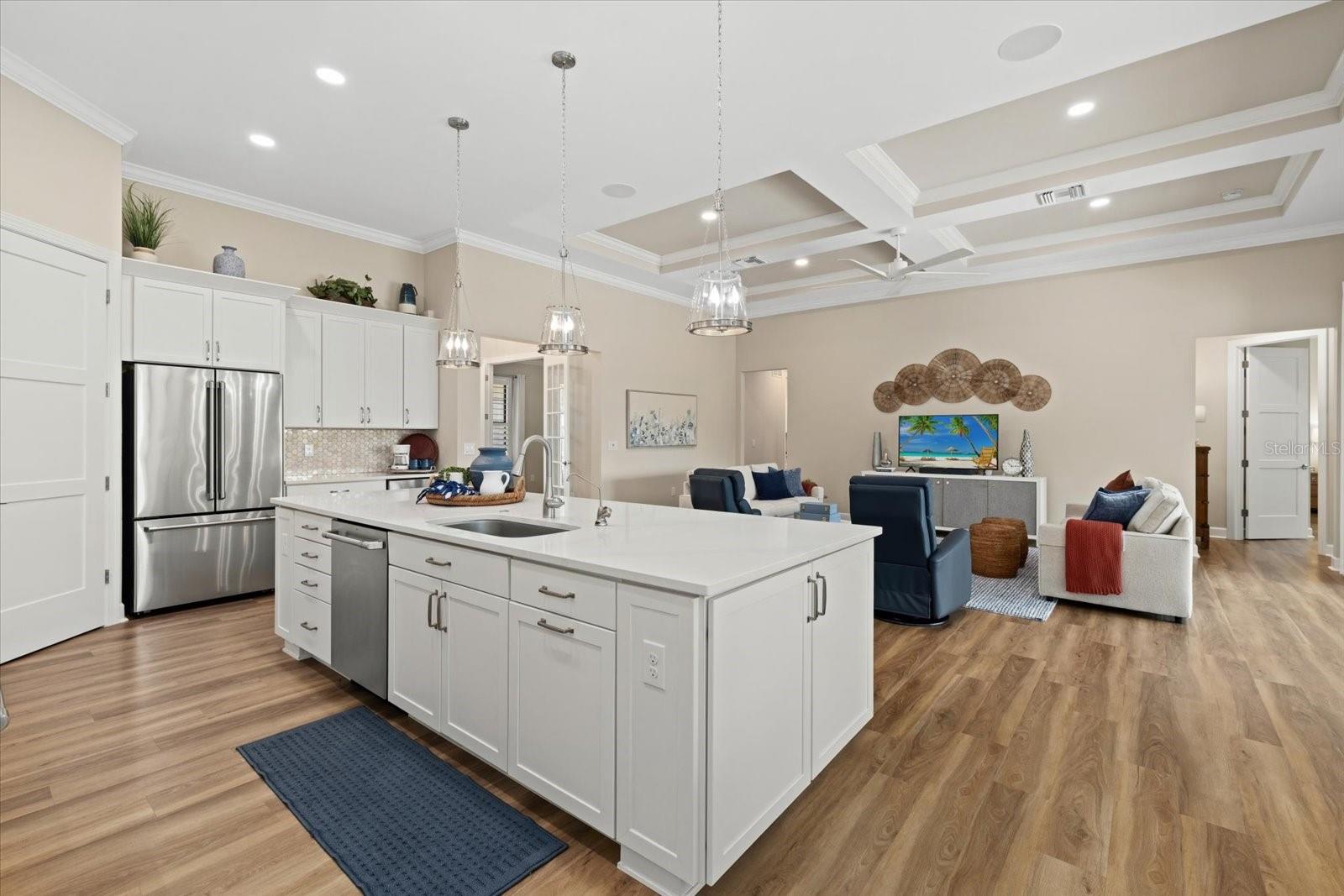 7973 GRANDE SHORES DRIVE, Sarasota, FL 34240
