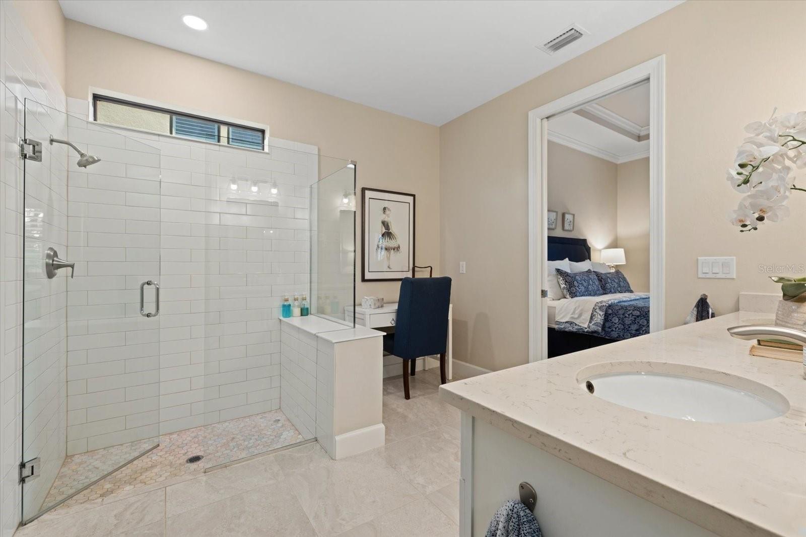 Primary En-suite