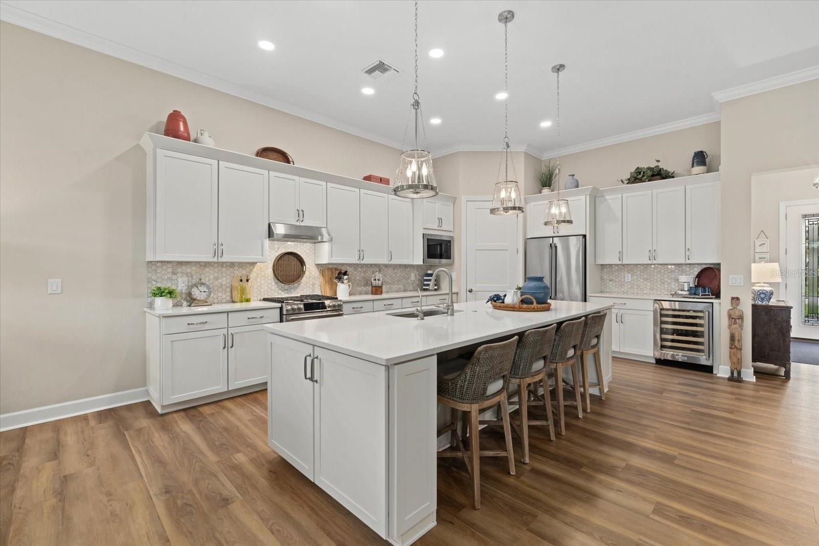 7973 GRANDE SHORES DRIVE, Sarasota, FL 34240