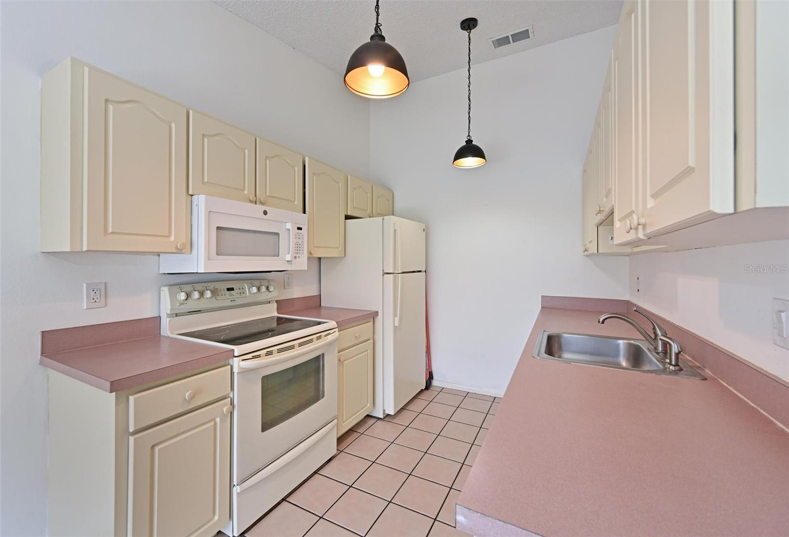 3401 36TH STREET W, Bradenton, FL 34205