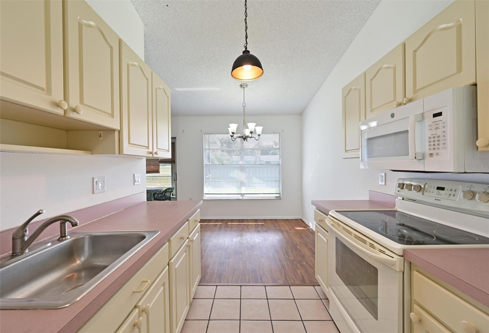 3401 36TH STREET W, Bradenton, FL 34205