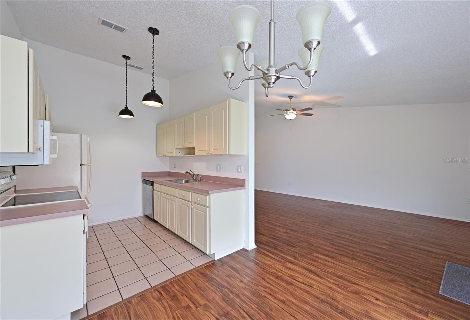 3401 36TH STREET W, Bradenton, FL 34205