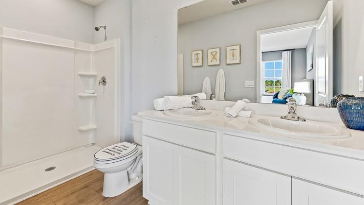 1638 EAST BAY STREET, Sarasota, FL 34238