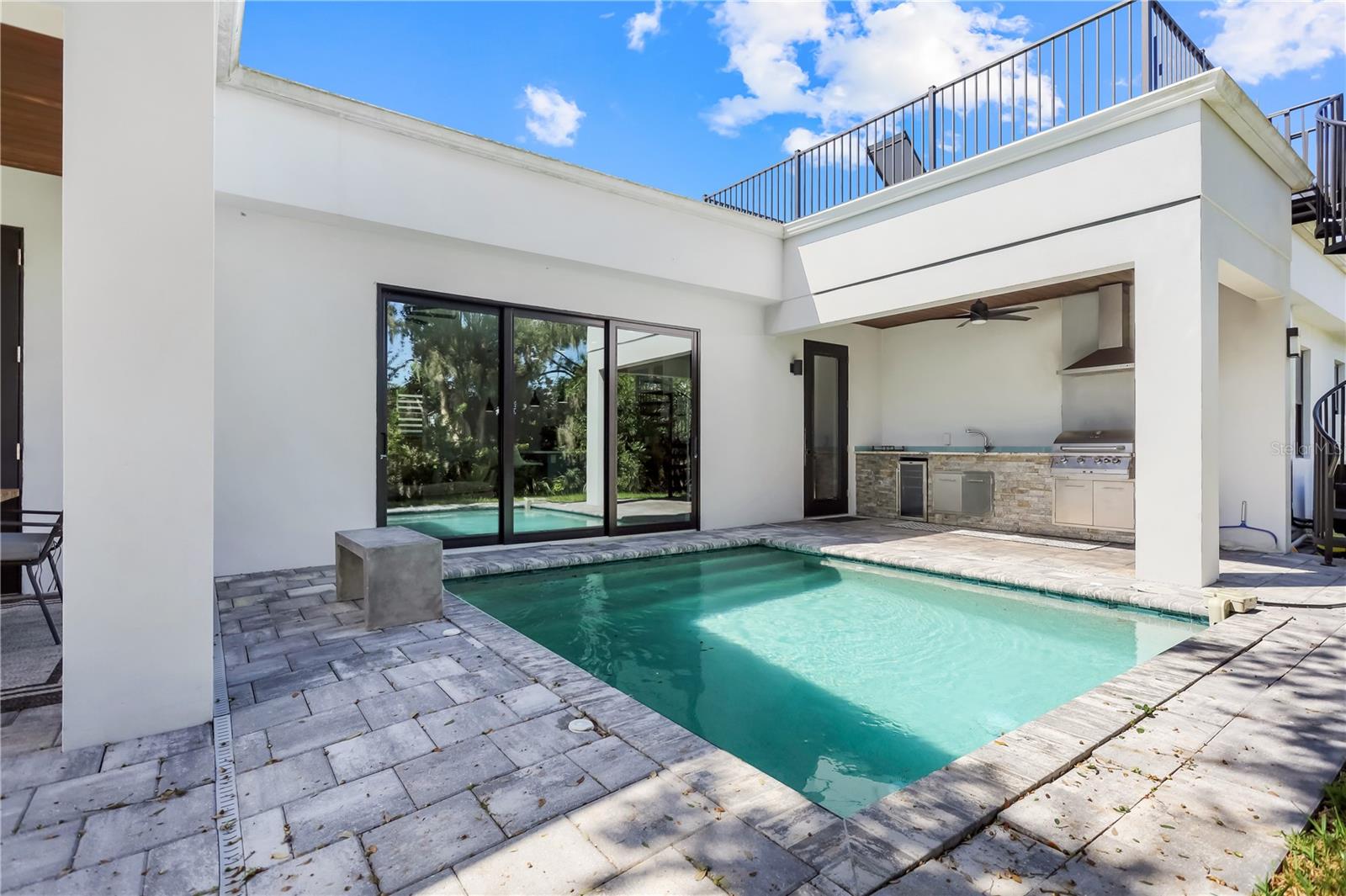 715 OAK STREET, Bradenton, FL 34208