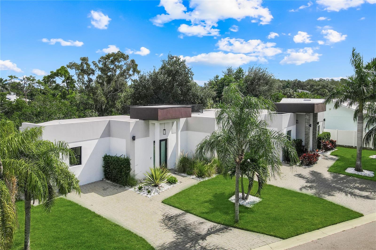 715 OAK STREET, Bradenton, FL 34208